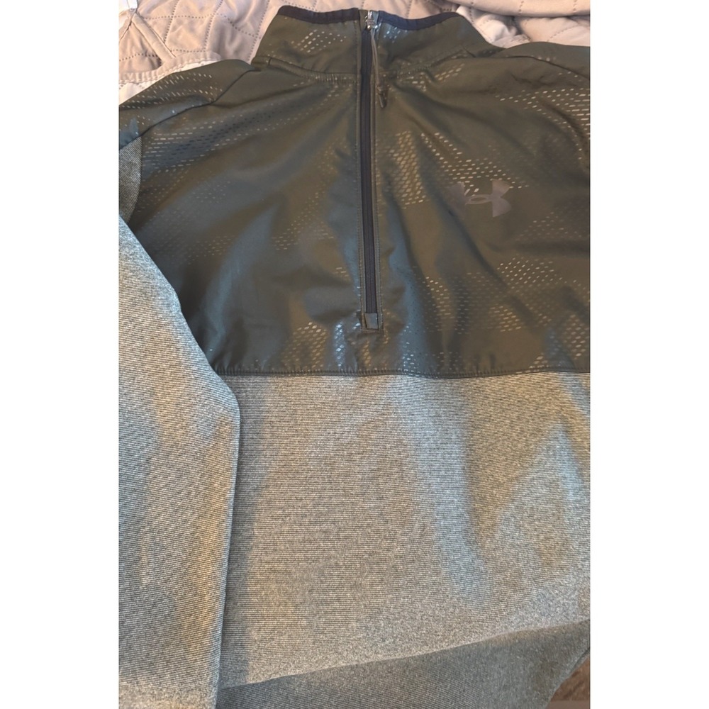 Under Armour 1/4 Zip Pullover Sweater Men's Size M - Green‎ - Cold Gear - Loose